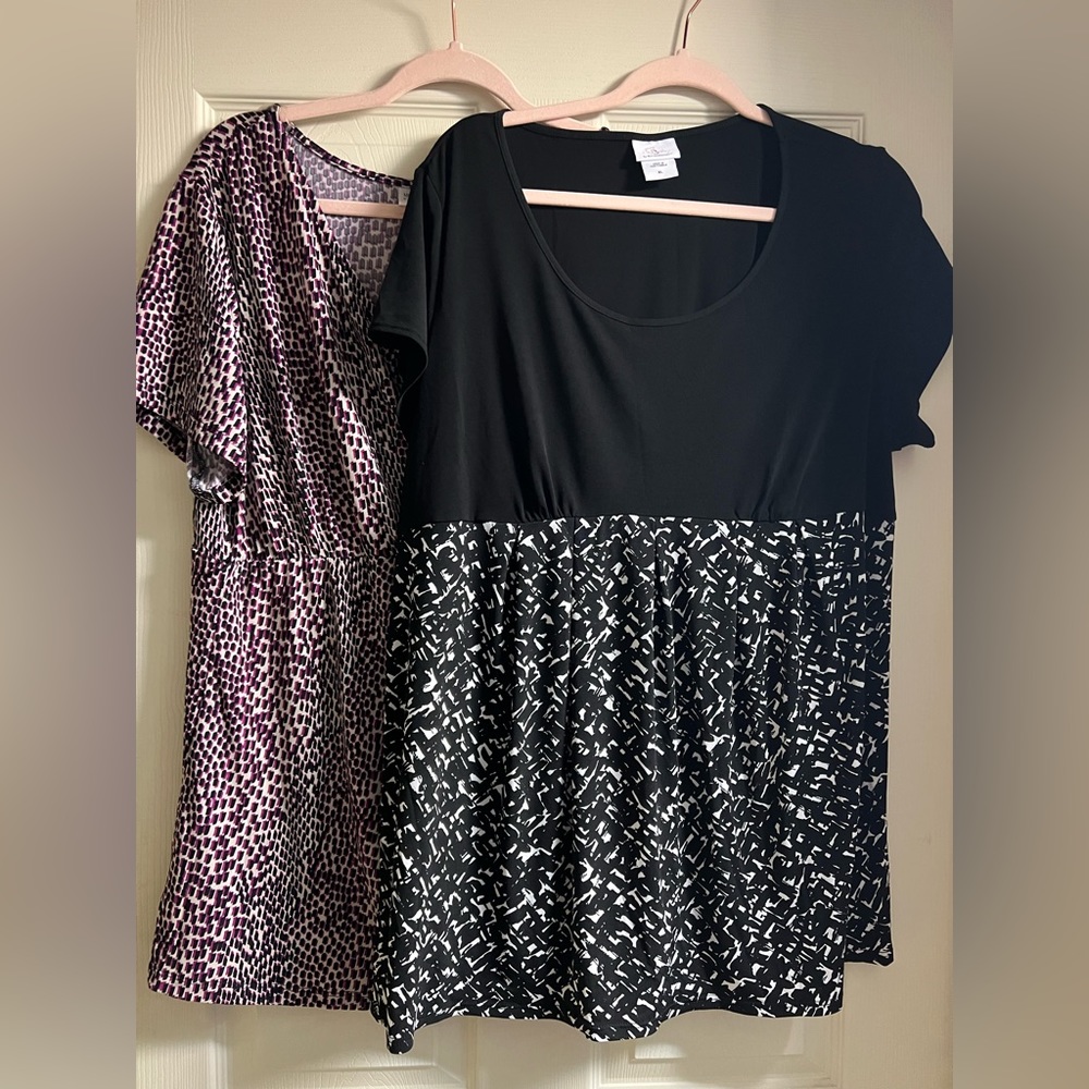 2 maternity dress tops bundle ruched, pattern, color block